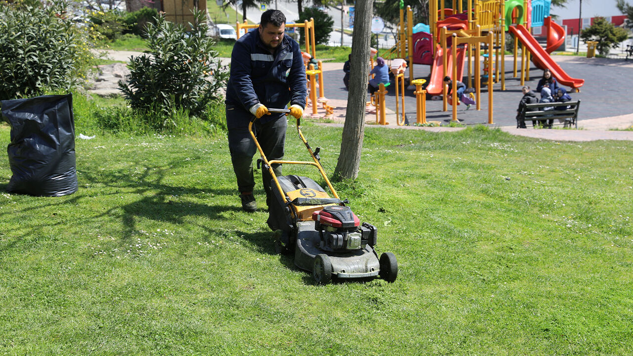 İlkadım’da parklar yenileniyor! Yeşil alanlarda çalışma seferberliği