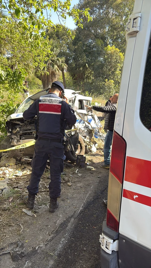 Izmirde Freni Patlayan Tir 6 A 19791278 2031 1 M