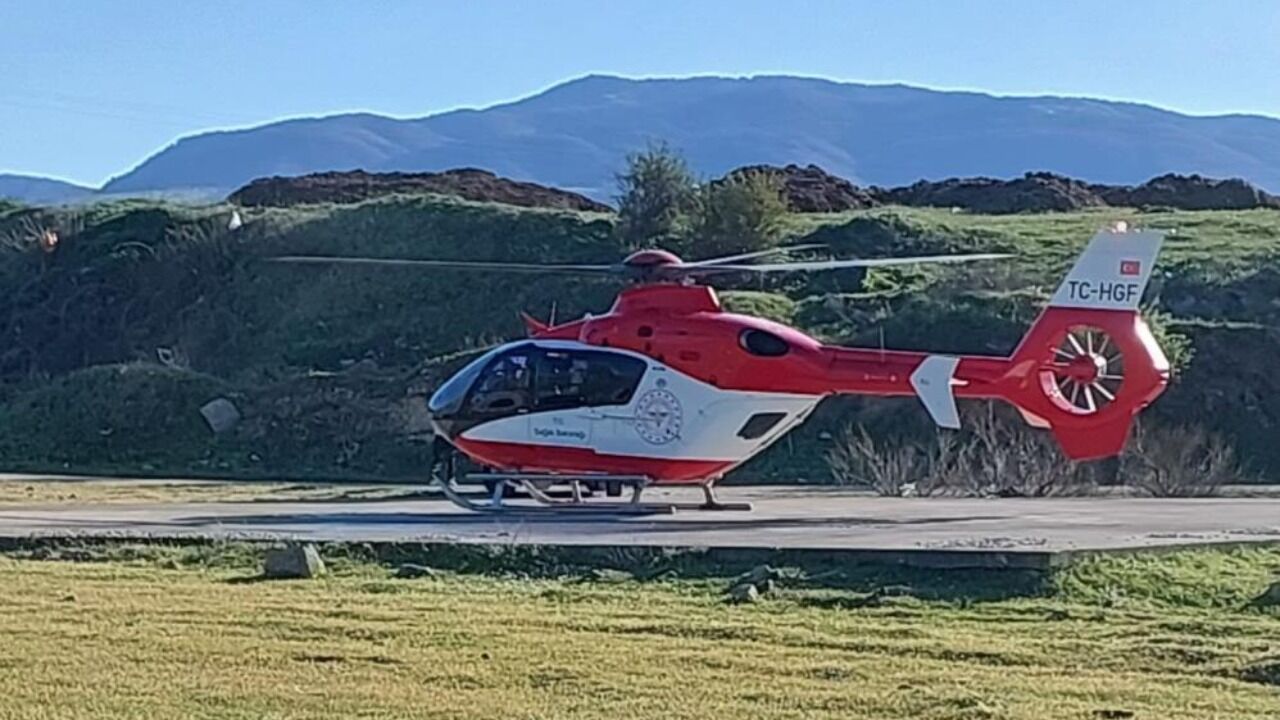 Samsunda Saniyelerle Yaris Ambulans Helikopter Havalandi.jpg Kapk