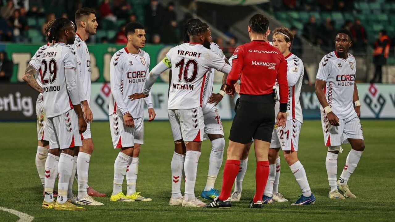 Samsunspor Rizeye Farkli Kaybetti-1