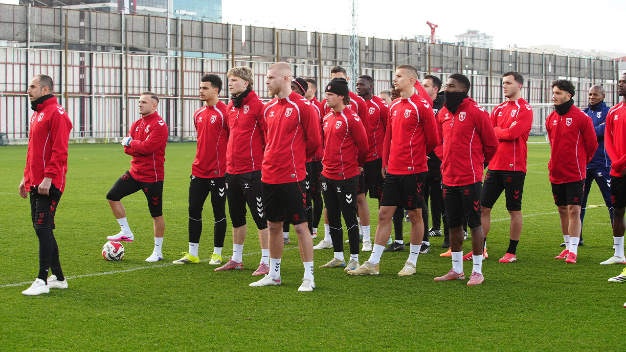 samsunspor haber: Samsunspor'un kamp kadrosu açıklandı! Eksikler  var 