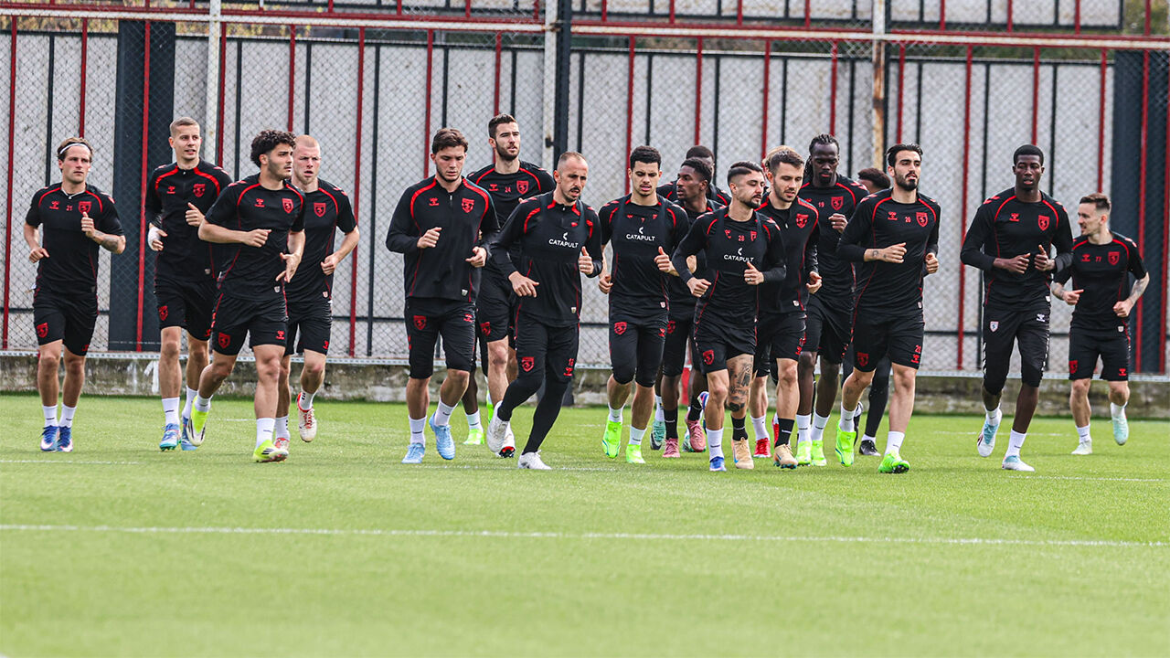 Samsunsporun Trabzonspor Maci Kamp Kadrosu Belli Oldu 2204A-1