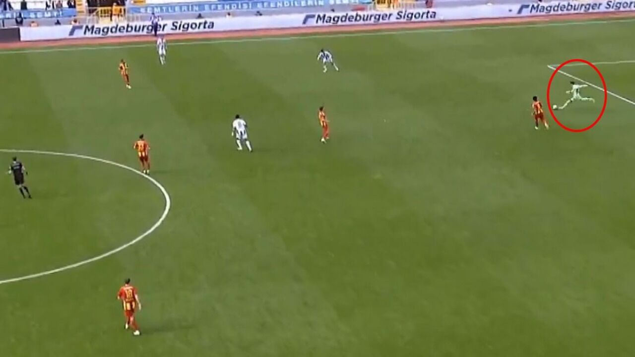 Super Ligde Kendi Kalesinden Rakip Kaleye Gol 1280X720