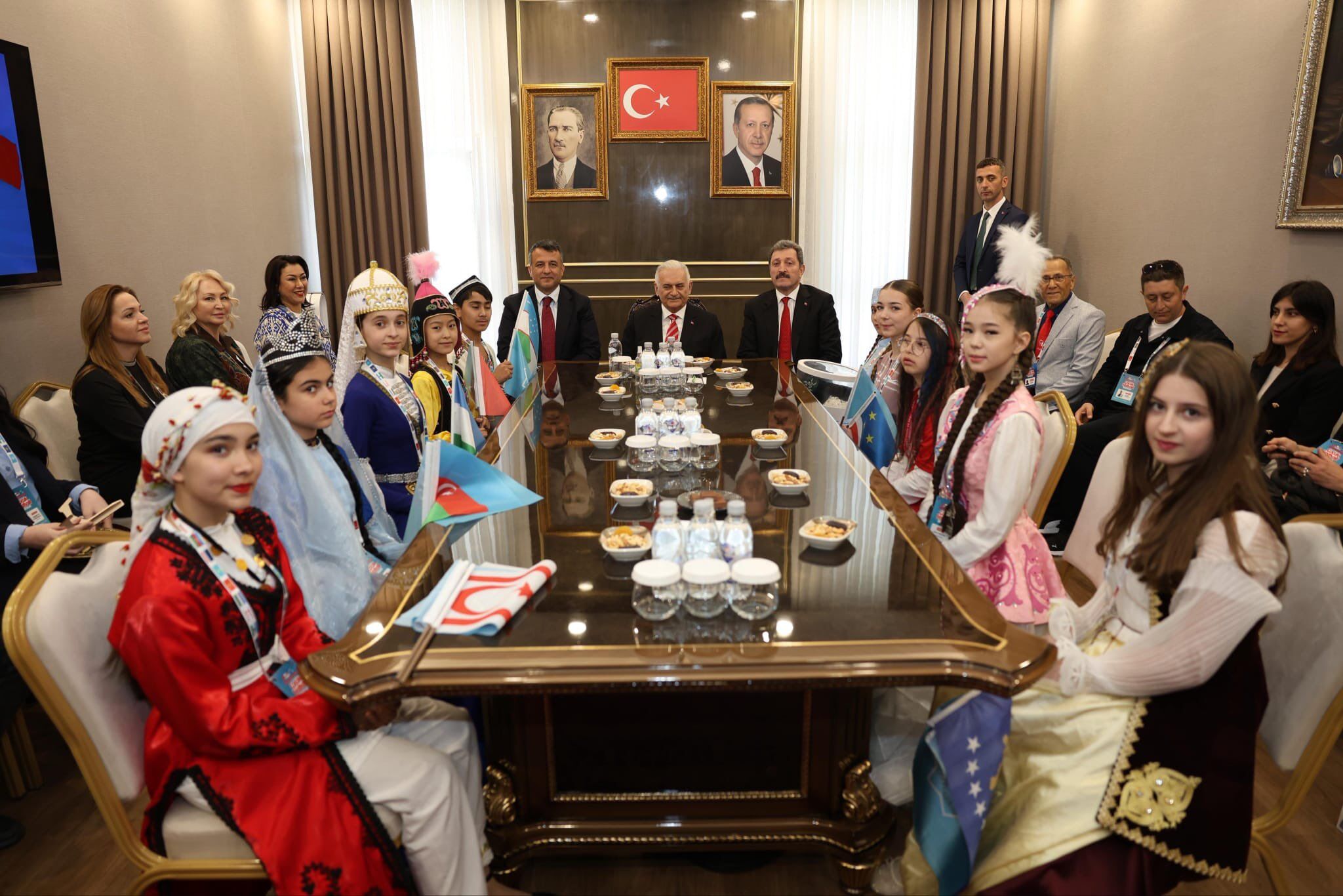 Türk dünyasının çocukları Samsun’da buluştu!