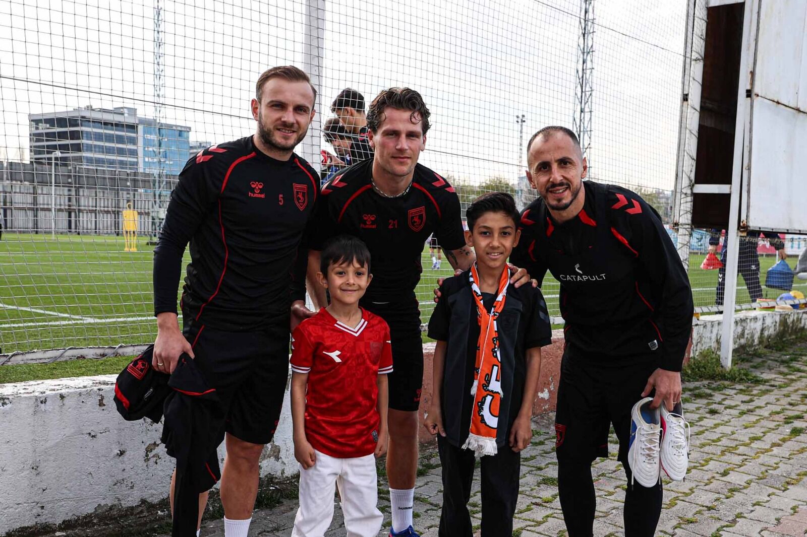 Samsunspor’dan minik taraftara anlamlı jest!