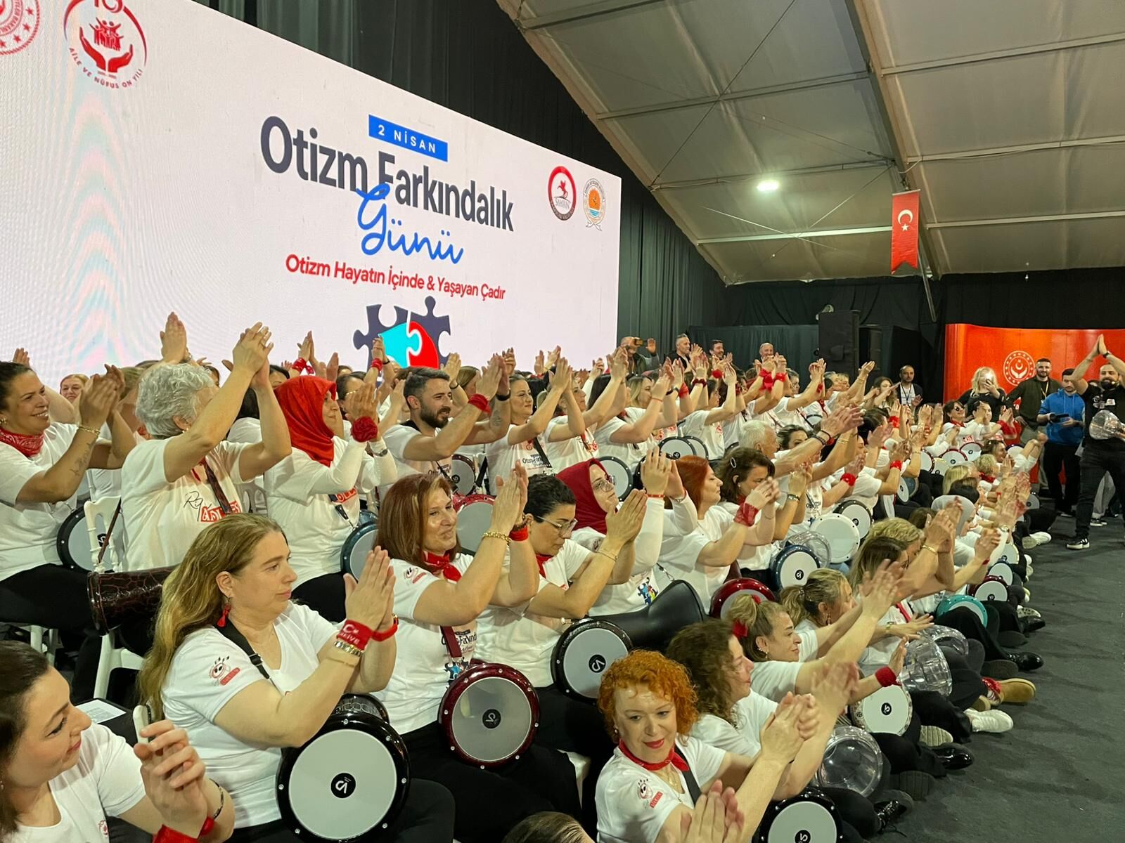 samsun haber: Futbolcular bu kez farkındalık için sahada! Samsun’da anlamlı etkinlik