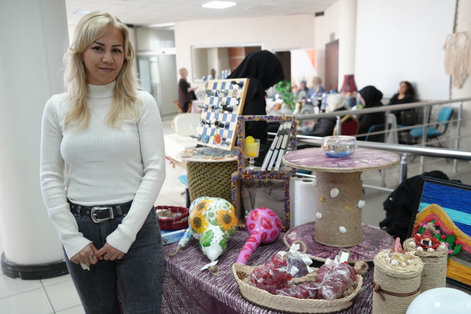 Atıklar sanat oldu! İlkadım’da dikkat çeken sergi