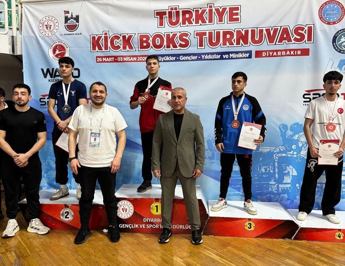 İlkadımlı sporcular madalyalara ambargo koydu!