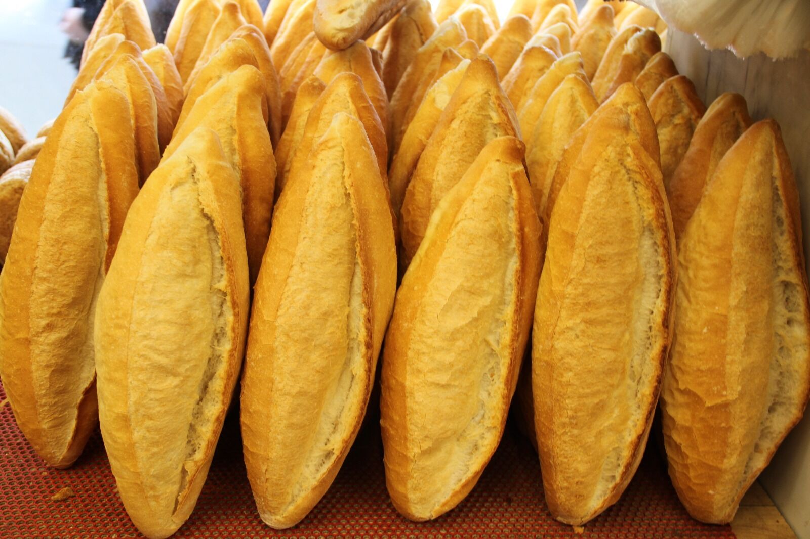 Samsun'un o ilçesinde ekmeğe zam! Gramaj düştü, fiyat arttı