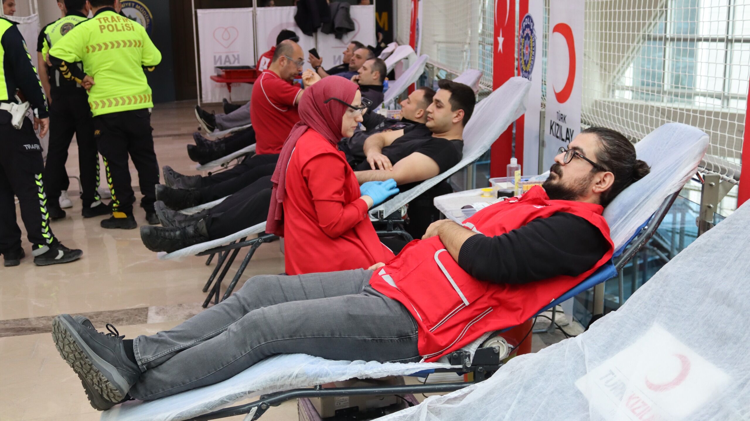 Samsun Emniyeti'nden Kızılay’a "hayati" destek!