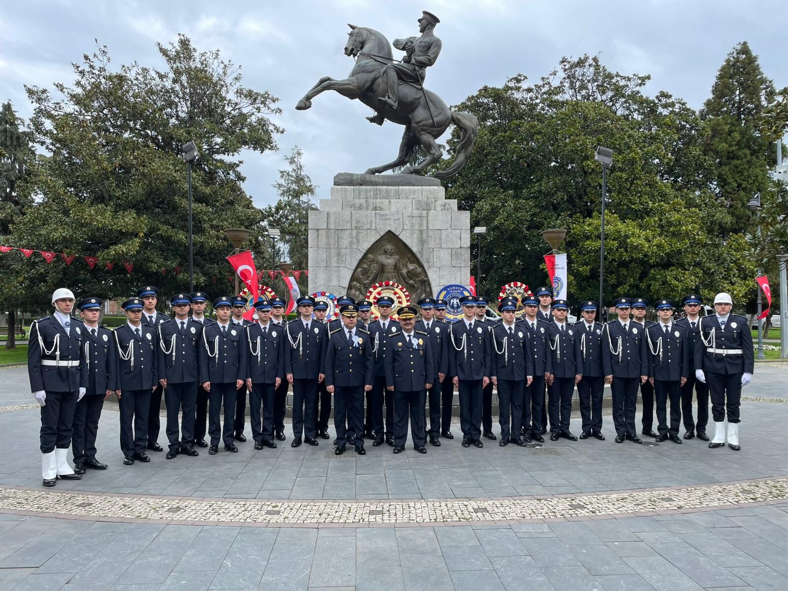 Samsun’da polis teşkilatına anlamlı tören! 181. yıl gururu