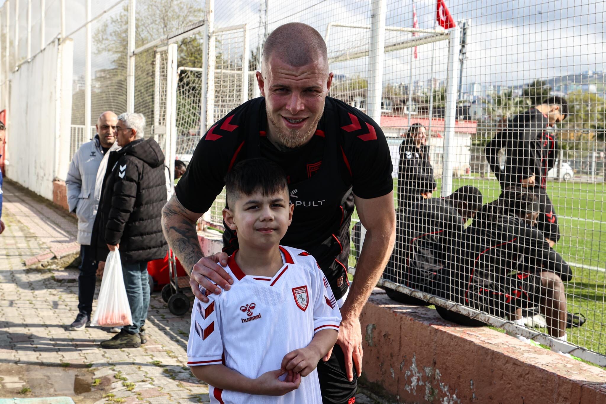 Samsunspor’dan minik Emir’e anlamlı jest!