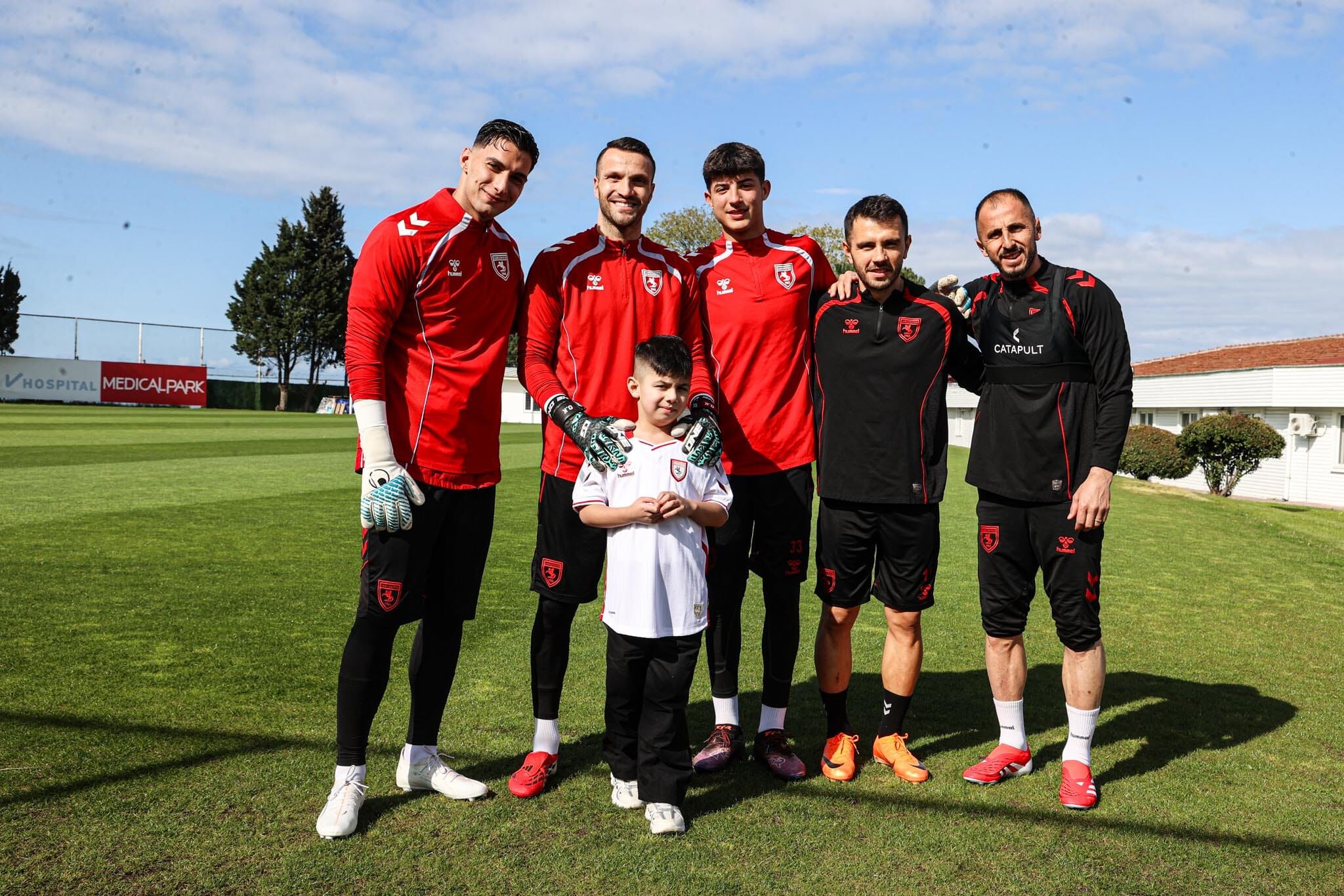 Samsunspor’dan minik Emir’e anlamlı jest!