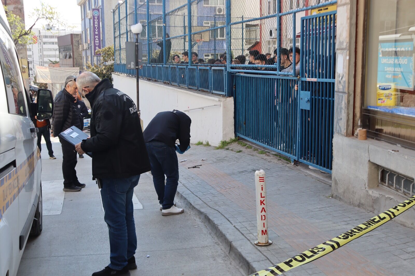 samsun haber: Samsun'da okul önünde silahlı saldırı! Şüpheli yakalandı