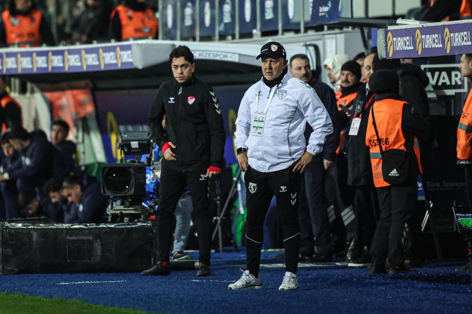 samsunspor haber: Samsunspor Sebastian Hahn'a emanet! 