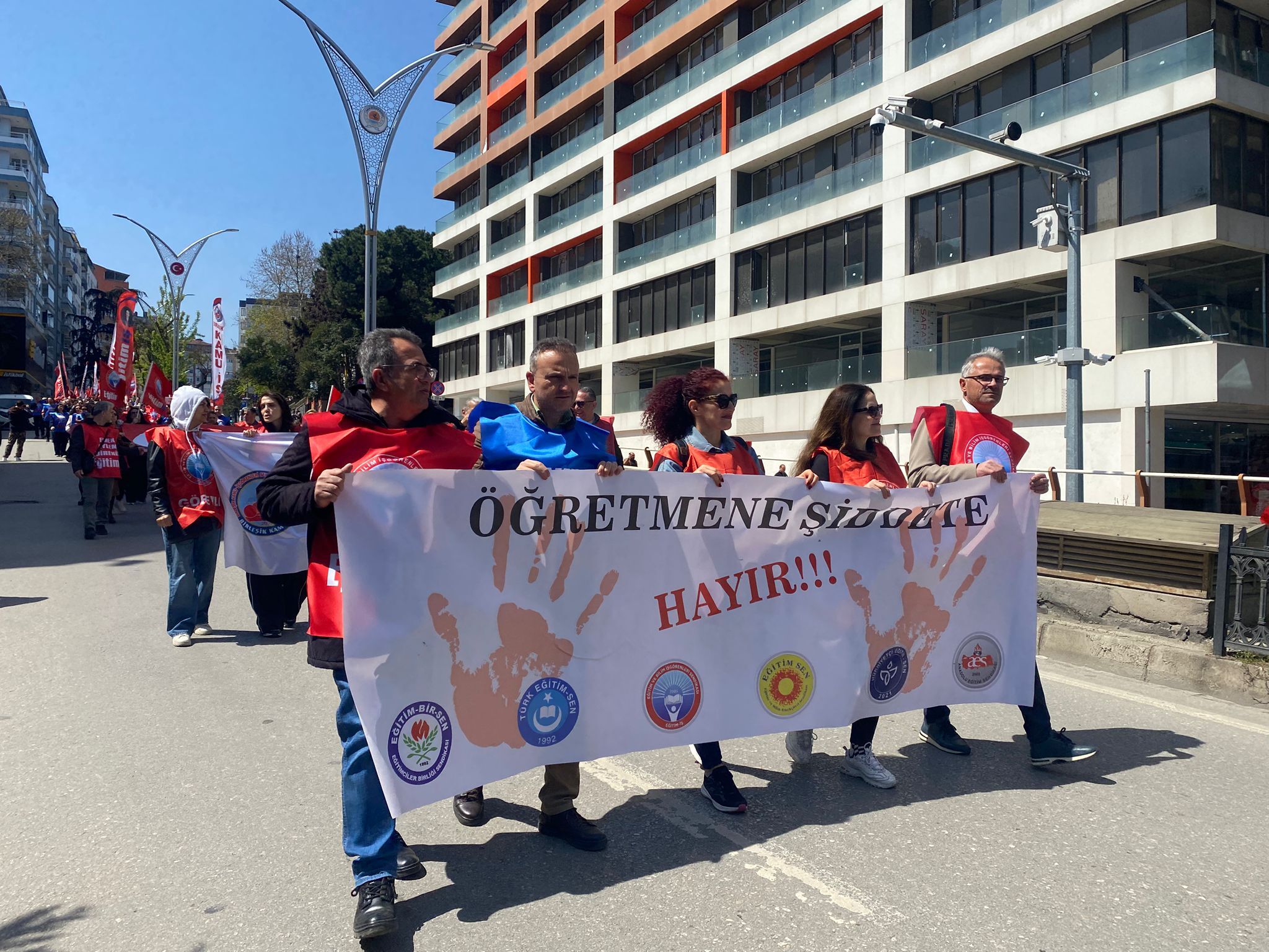samsun haber: Samsun'da öğretmenler iş bıraktı! Sokakta ortak mesaj 