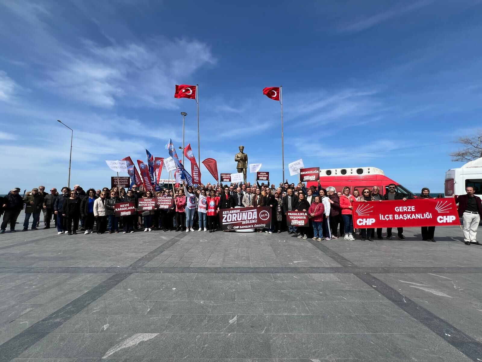 CHP Samsun İl Başkanı Mehmet Özdağ'dan Bakan Yusuf Tekin'e tepki