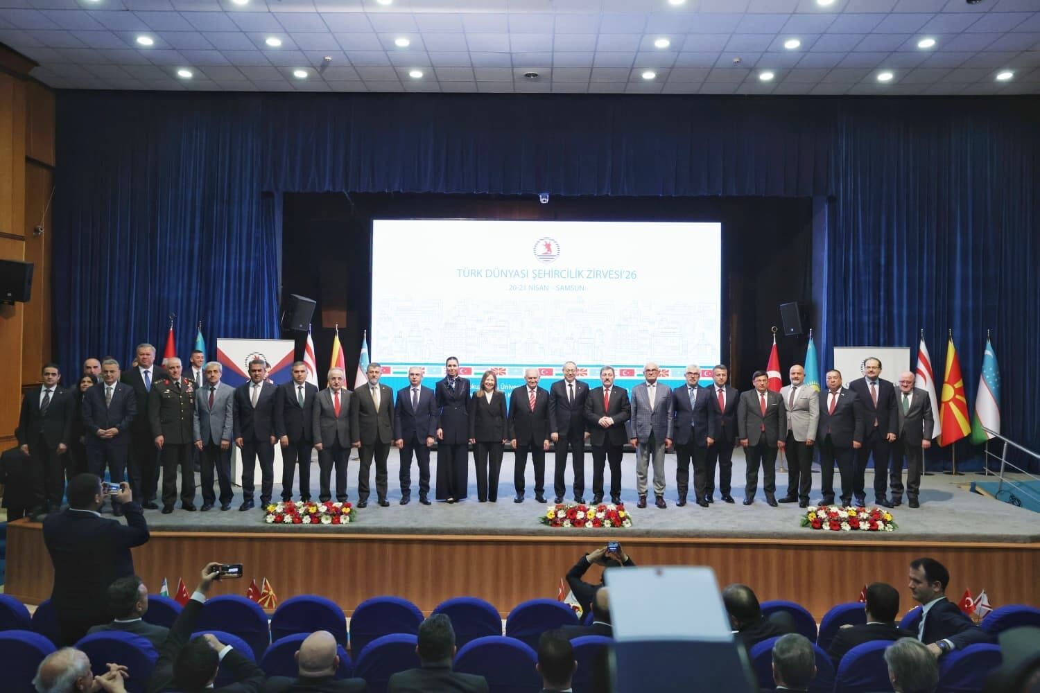 Türk Dünyası Şehircilik Zirvesi Samsun’da başladı