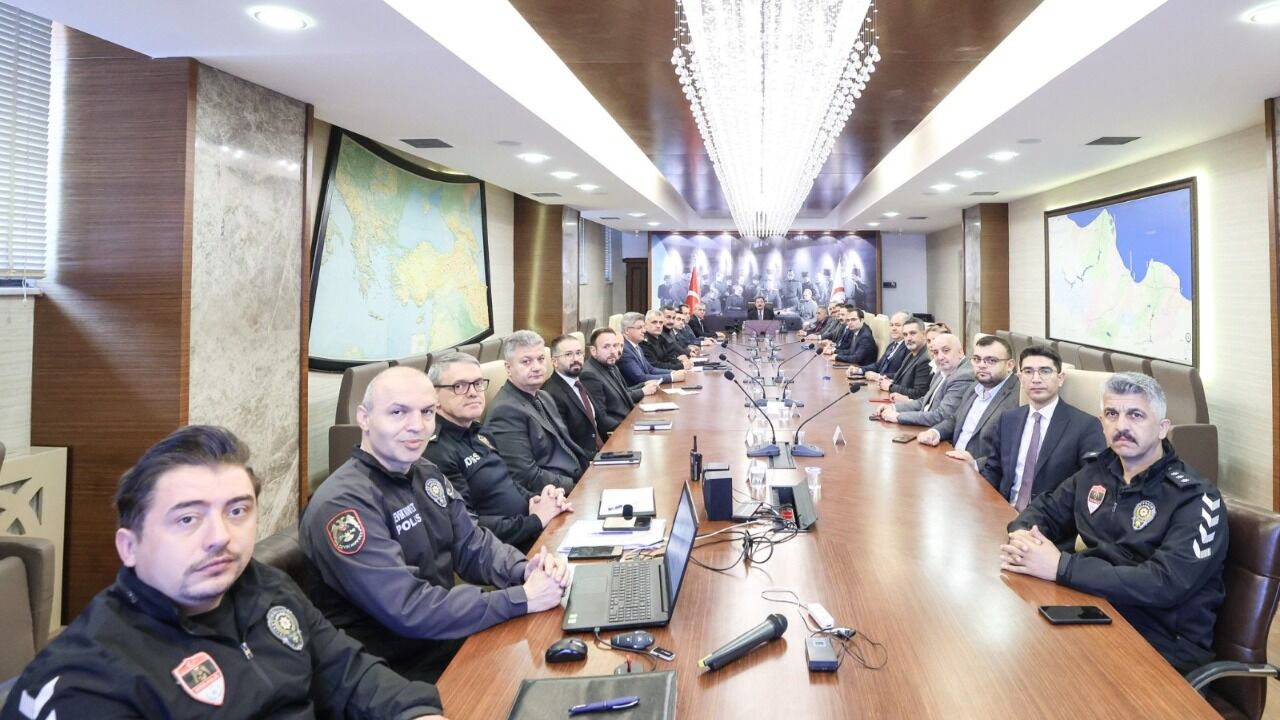 Samsun’da Trabzonspor ve Galatasaray maçları için güvenlik zirvesi