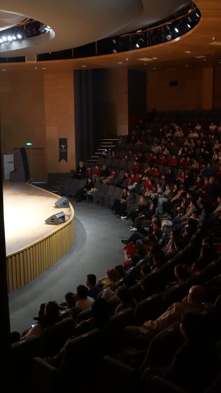 Tüfekci Vakfı’ndan 23 Nisan’a anlamlı dokunuş