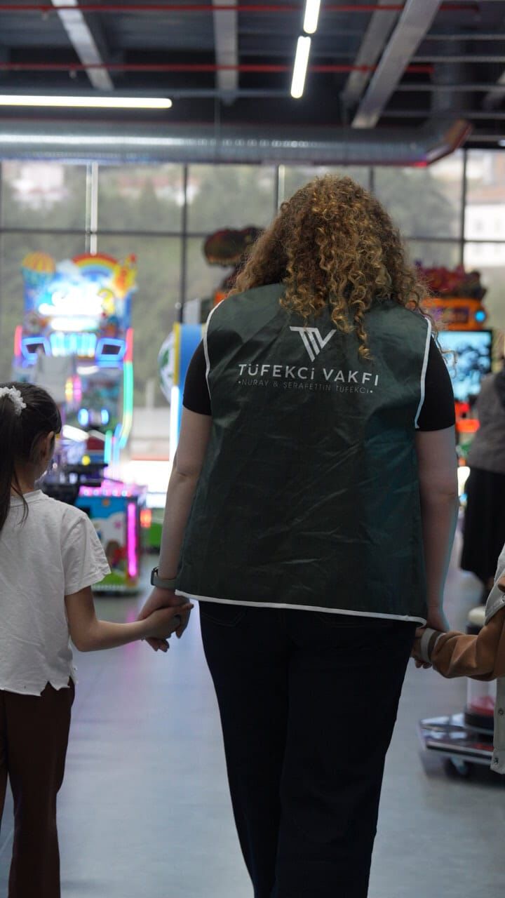 Tüfekci Vakfı’ndan 23 Nisan’a anlamlı dokunuş