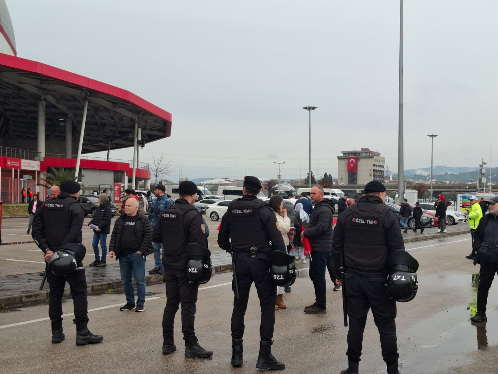 Samsunspor-Trabzonspor maçı öncesi yoğun güvenlik!