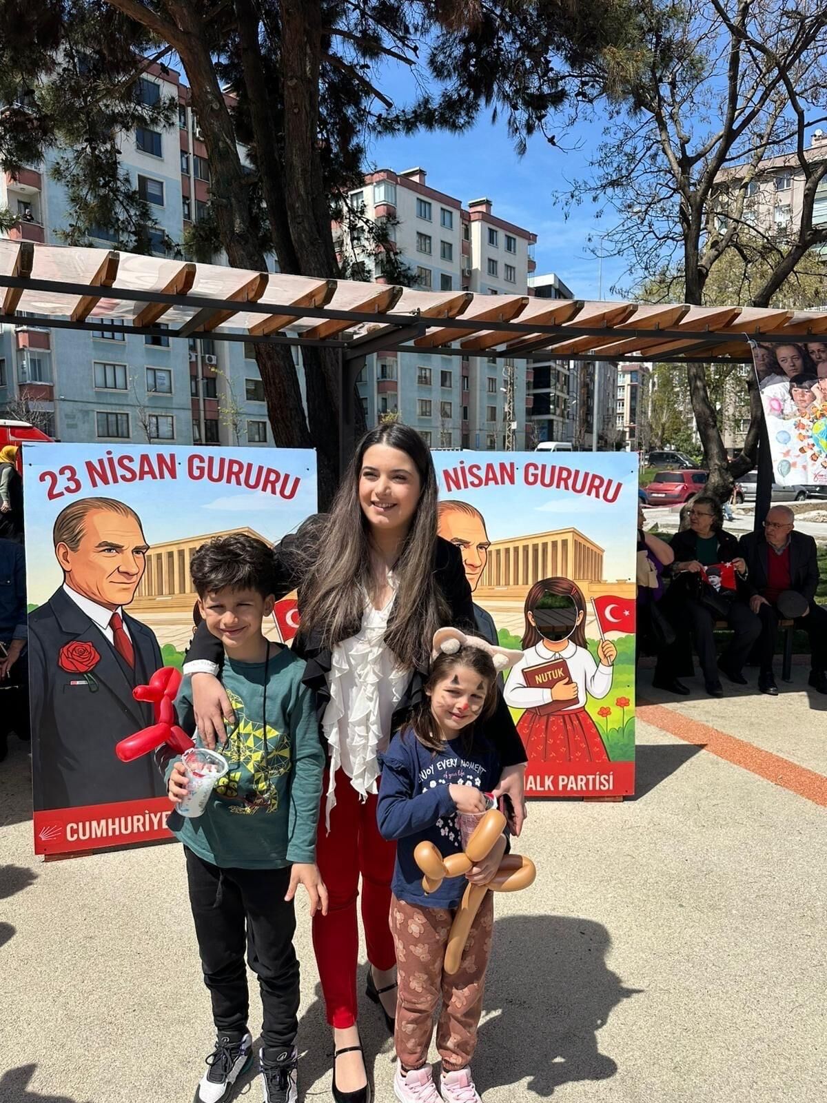 Samsun’da CHP’den çocuklara bayram şenliği