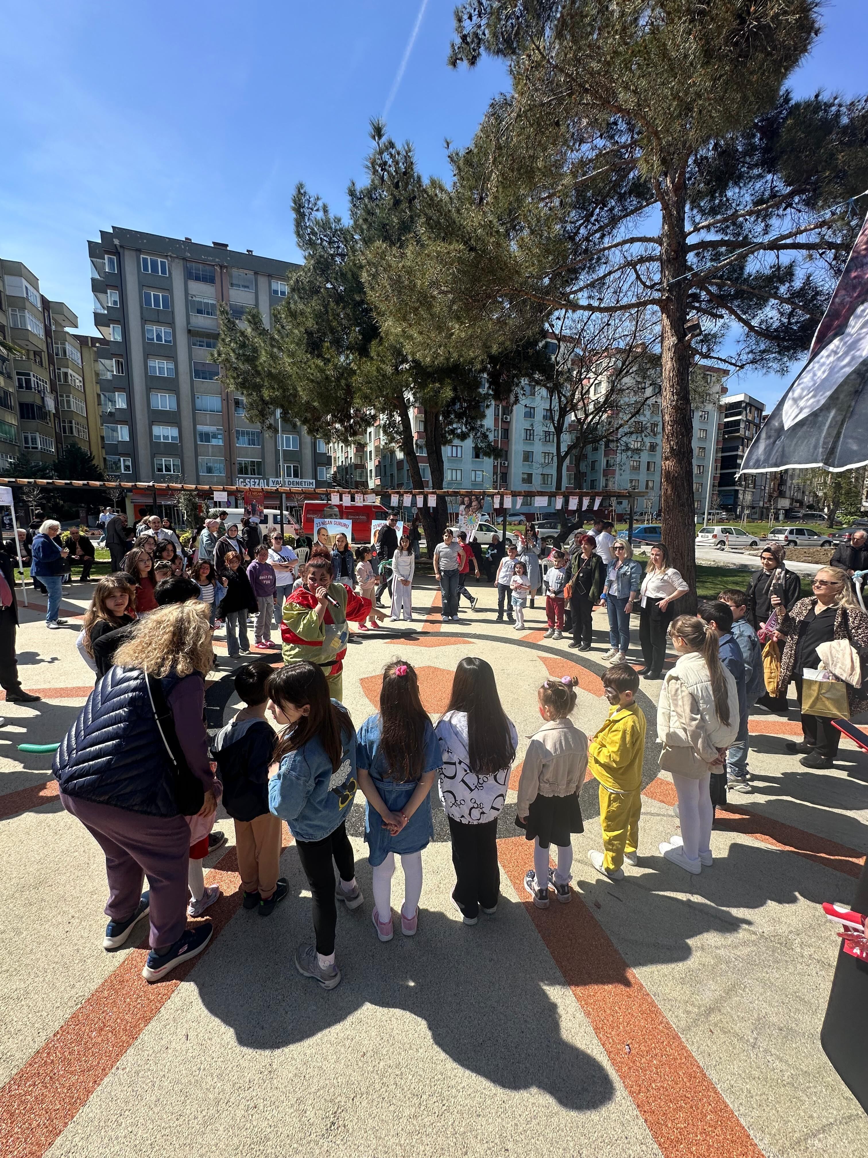 Samsun’da CHP’den çocuklara bayram şenliği