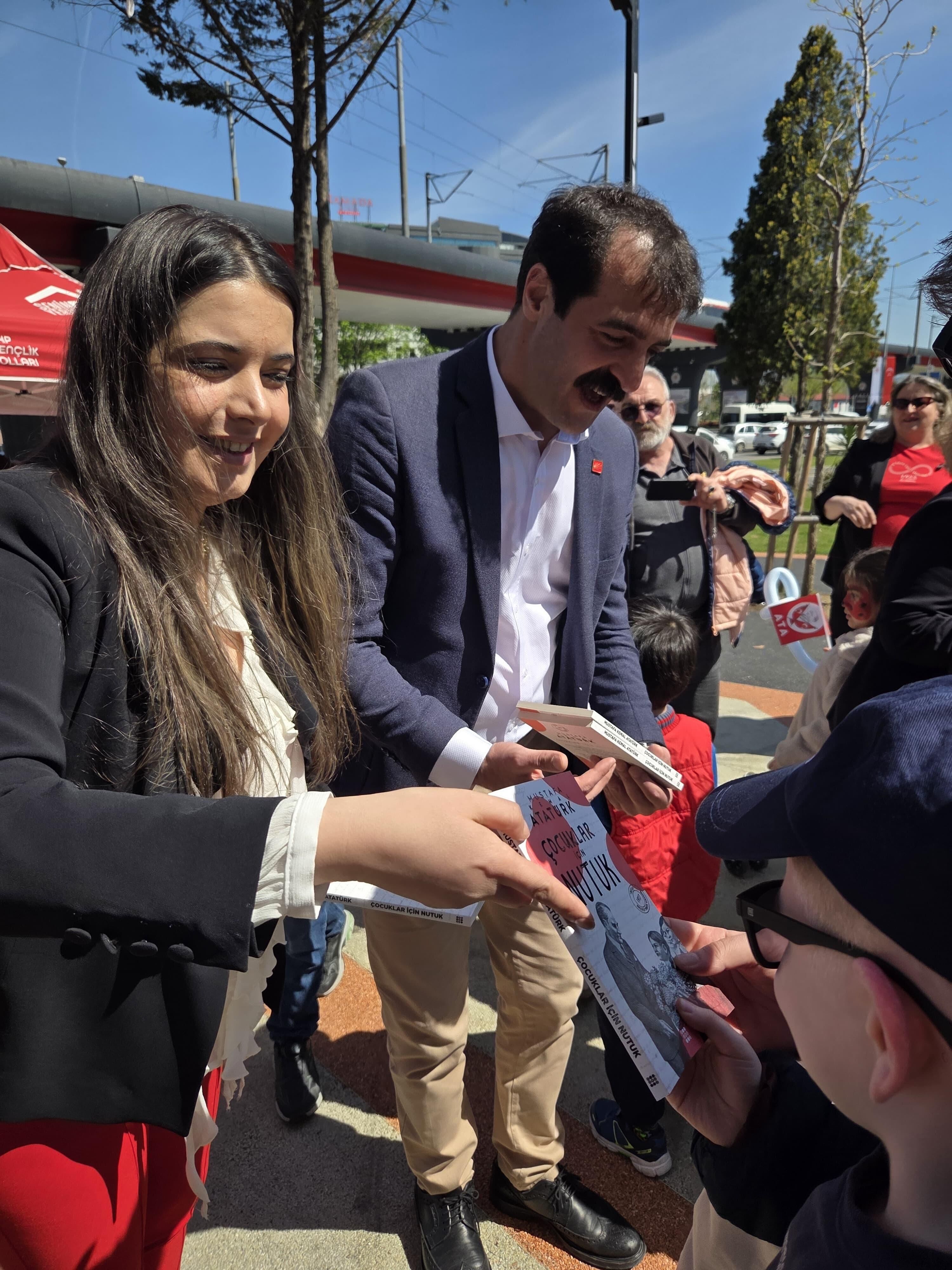 Samsun’da CHP’den çocuklara bayram şenliği