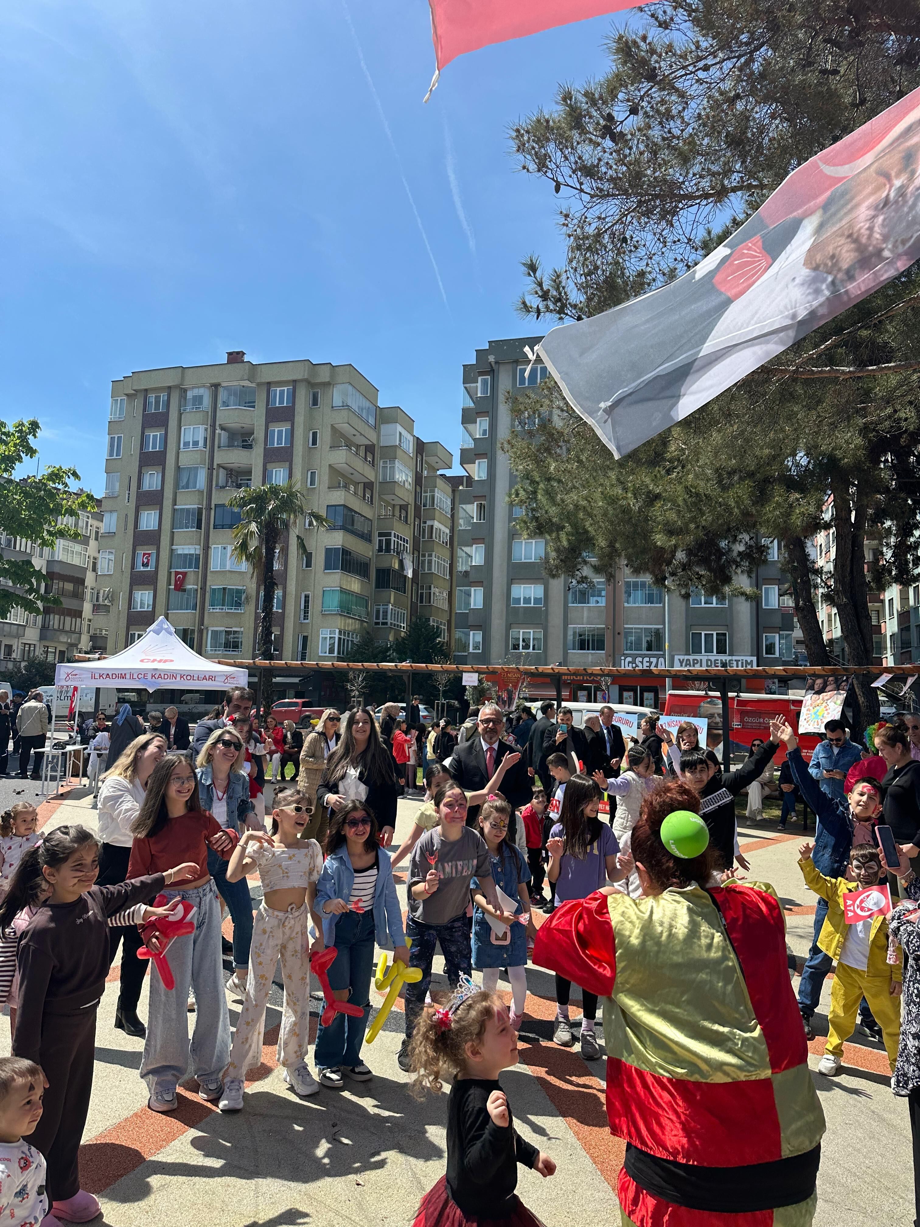 Samsun’da CHP’den çocuklara bayram şenliği