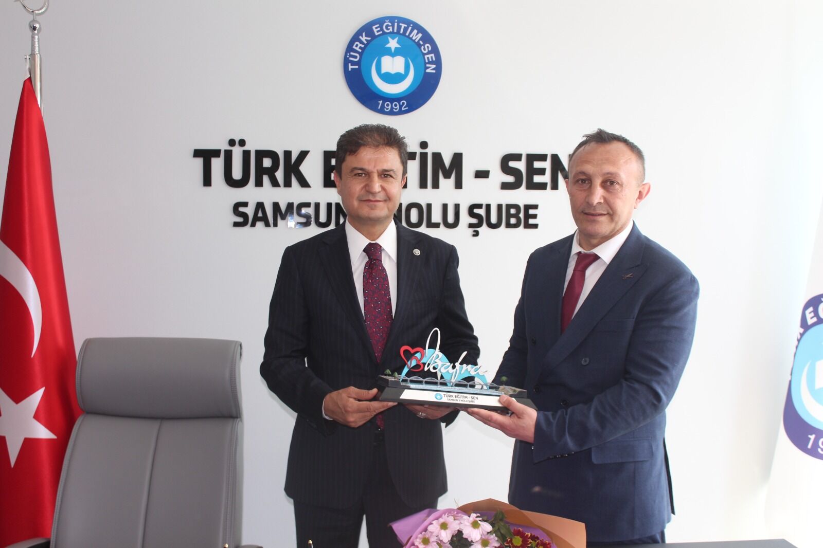 Samsun’da Türk Eğitim-Sen’e yeni hizmet binası