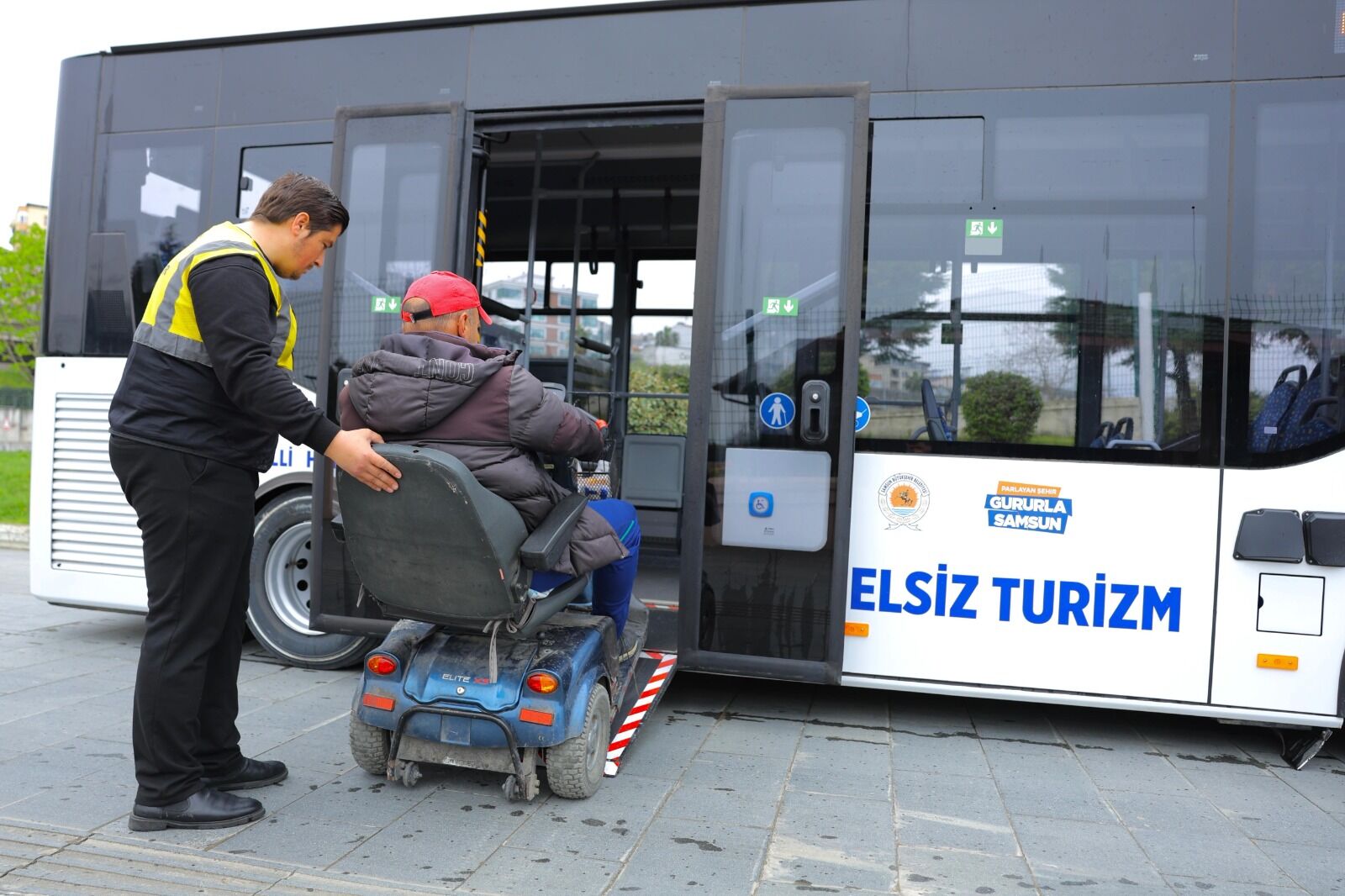 samsun haber: Samsun'da Engelsiz Turizm Otobüsü hizmete sunuldu