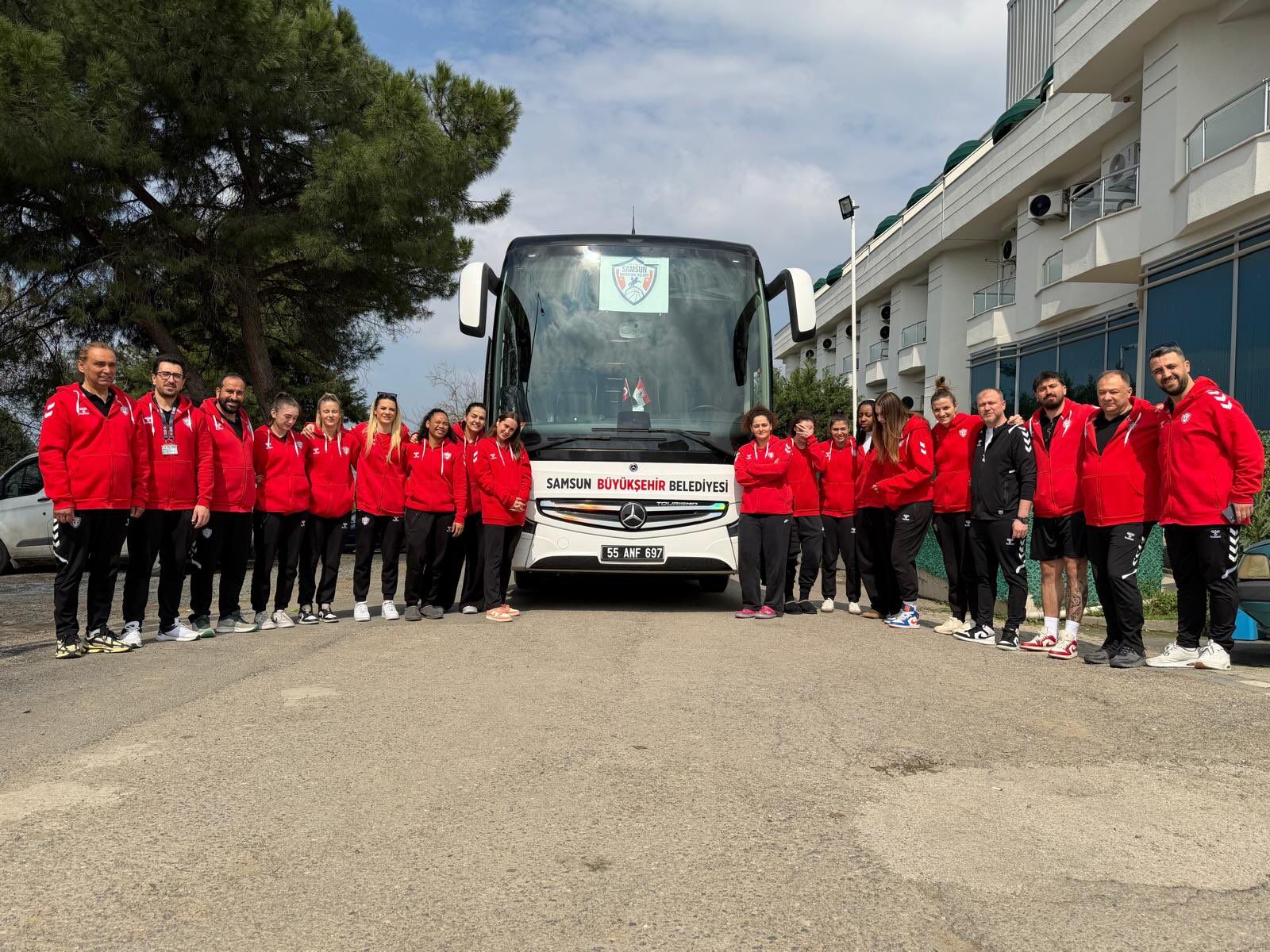 Samsun’da spor için el ele: Zorlu Koleji'nden Başkan Halit Doğan'a ziyaret