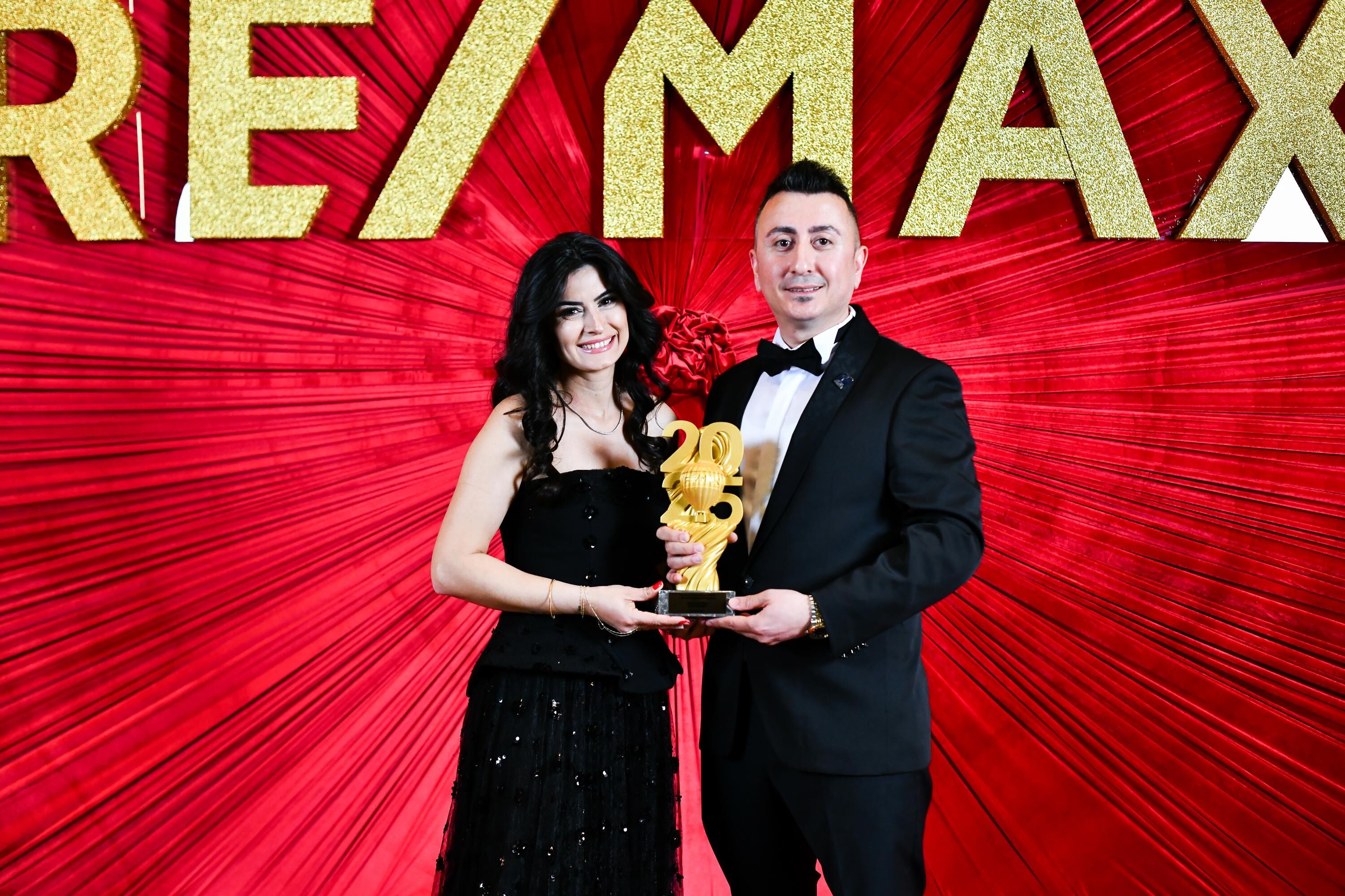  Remax Kuzey zirvede! Ufuk Murat Güney Türkiye 1'incisi oldu