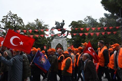 samsun haber: Samsun'da yağmur altında 1 Mayıs coşkusu! İşçiler taleplerini haykırdı 