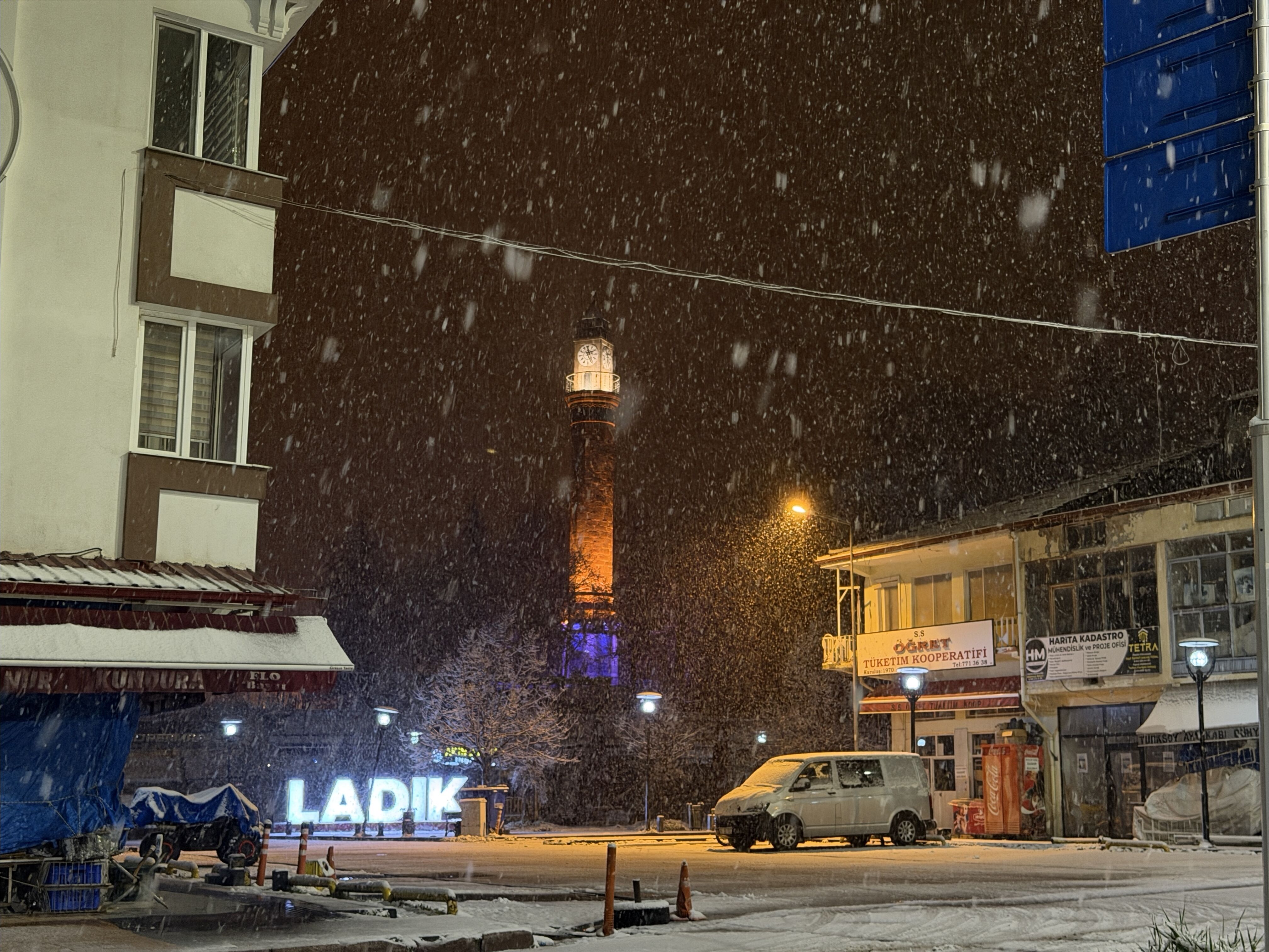 Samsun'da mayıs ayında kar sürprizi! Beyaza büründü