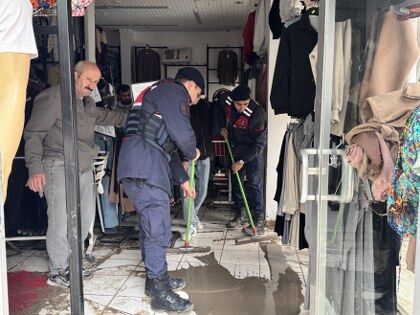 samsun haber: Jandarma Havza’da selin yaralarını sarıyor