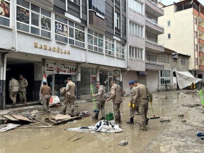 samsun haber: Jandarma Havza’da selin yaralarını sarıyor