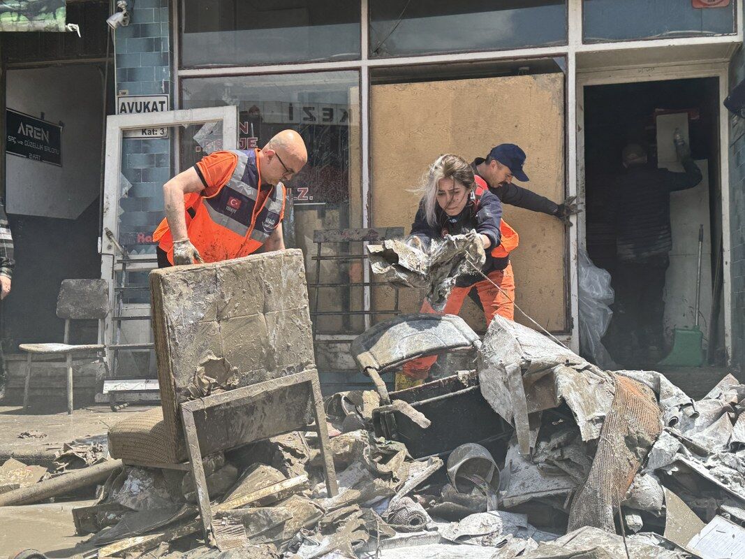 Samsun'da kadın AFAD gönüllülerinden büyük fedakarlık! 