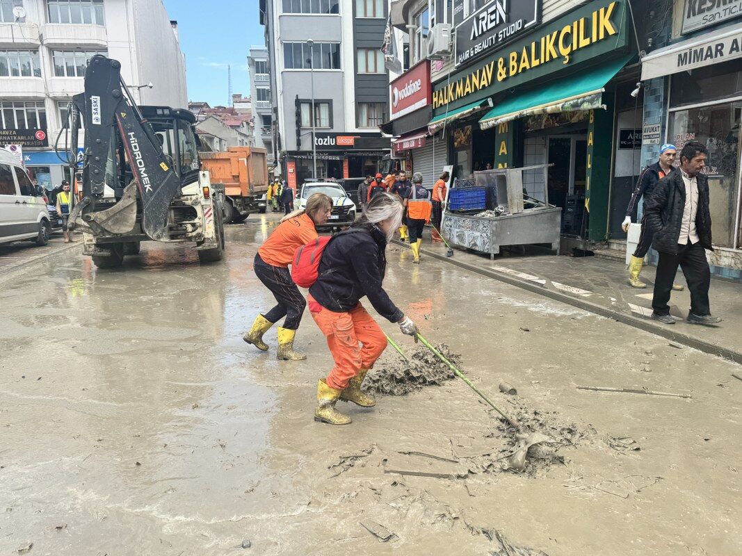 Samsun'da kadın AFAD gönüllülerinden büyük fedakarlık! 