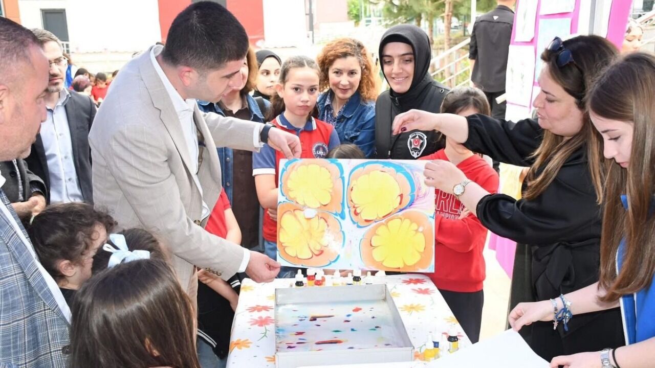 Alaçam'da resim ve el sanatları sergisi düzenlendi