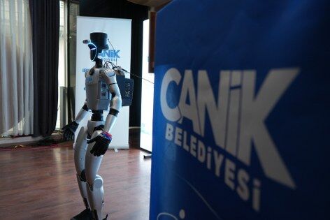samsun haber: Samsun'da ilginç anlar! Robottan gençlere ders 