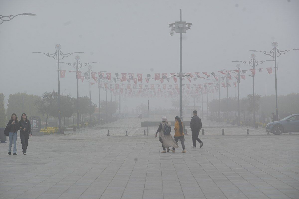 samsun haber: Samsun'u sis esir aldı! Görüş mesafesi düştü 