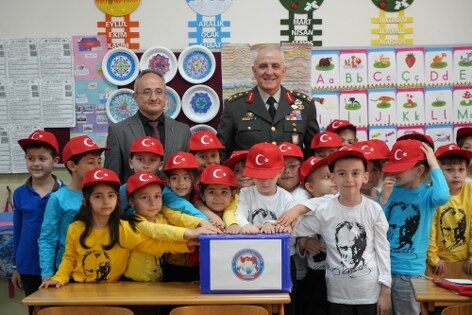 samsun haber: Samsun'da miniklerin Mehmetçik sevinci! Duygu dolu sürpriz