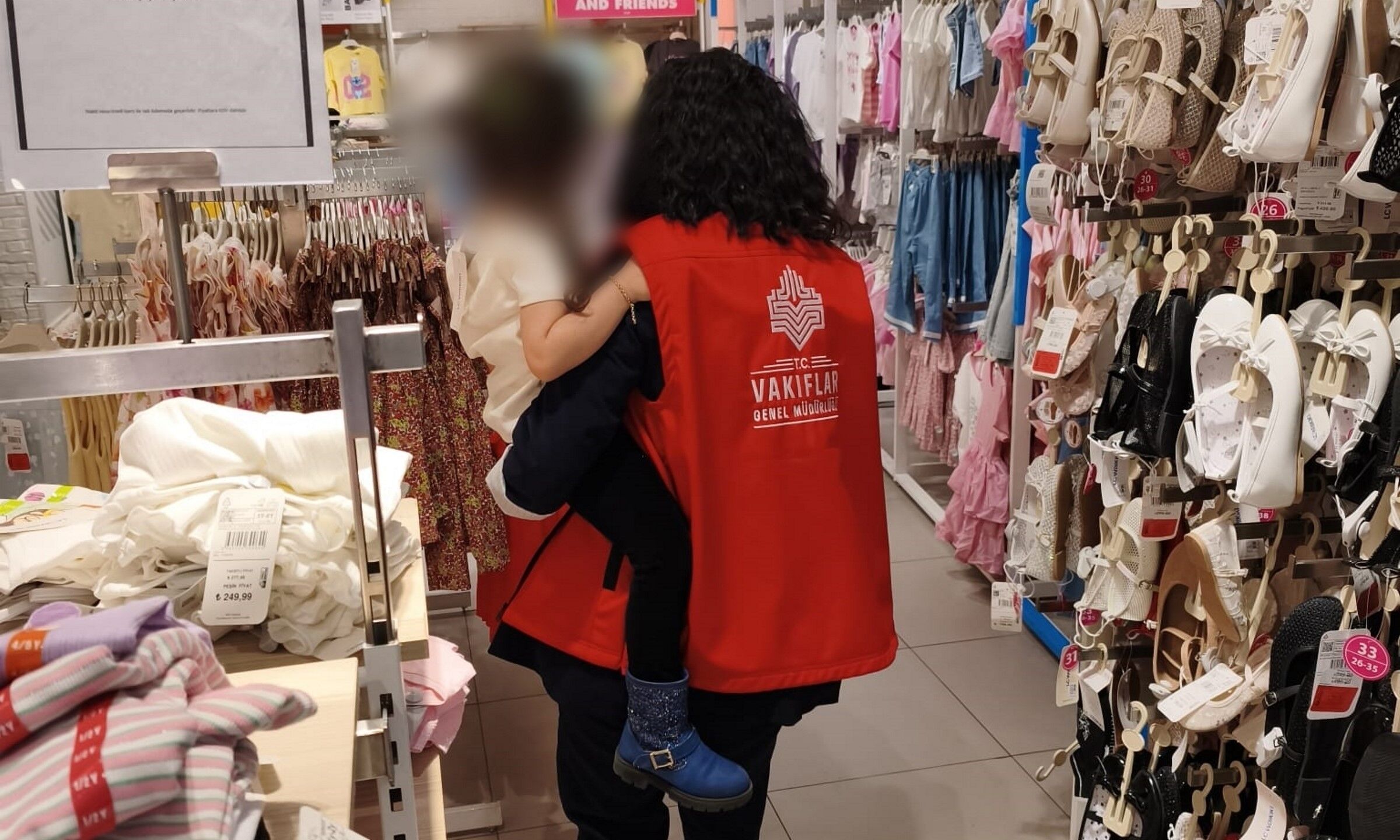 samsun haber: Samsun'da yetim ve öksüz çocuklara bayramlık hediyesi