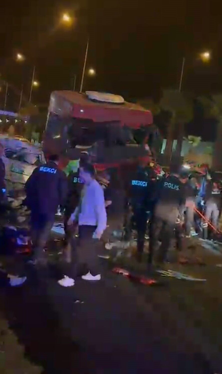 Giresun'da tır iki otomobile çarptı: 5 ölü, 6 yaralı
