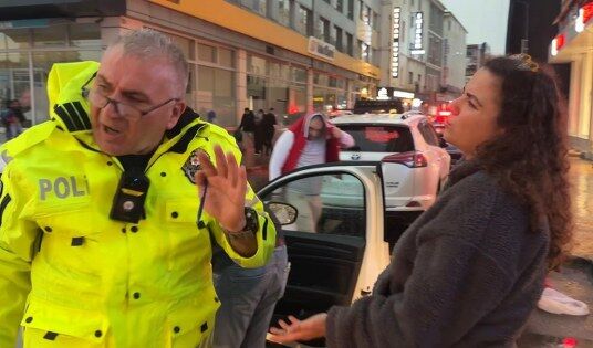 samsun haber: Samsun'da korsan taksi denetimde ilginç anlar! "Döner almaya geldim"