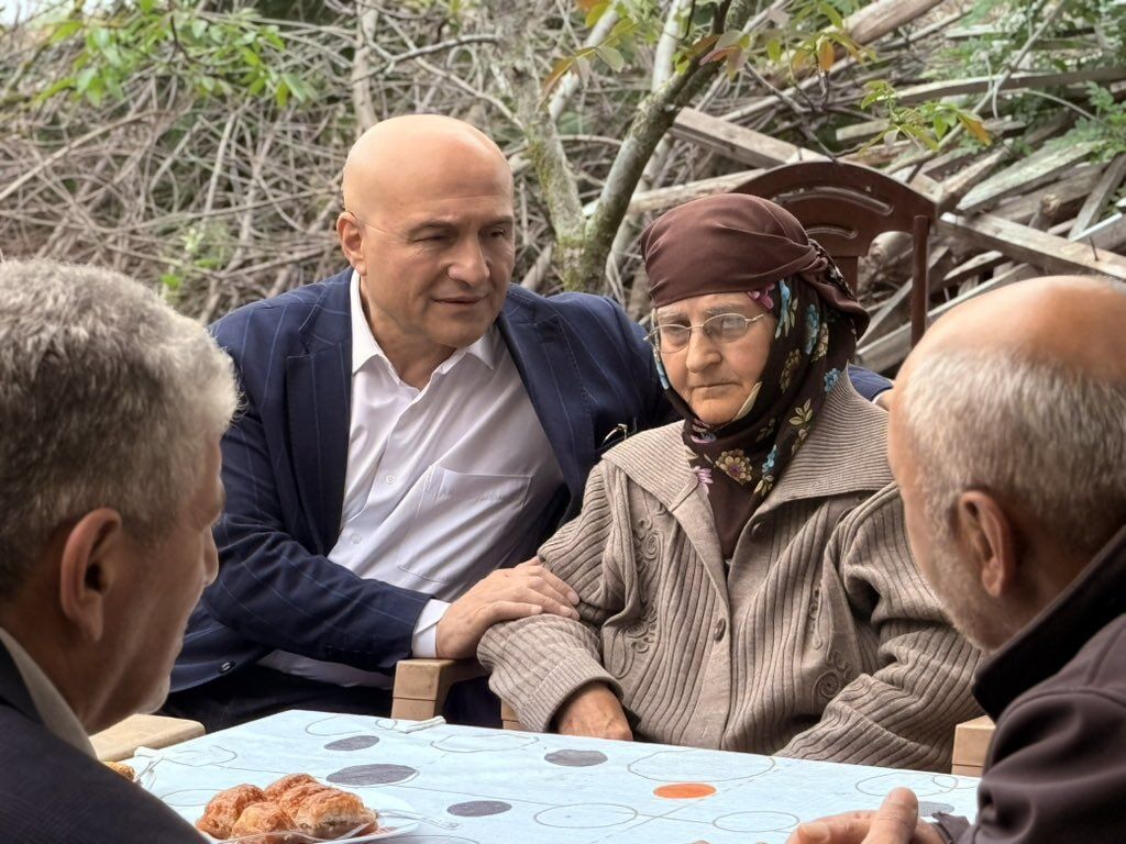 samsun haber: Erhan Usta’dan Samsunlu şehit Erkan Tütüncüler’in ailesine ziyaret