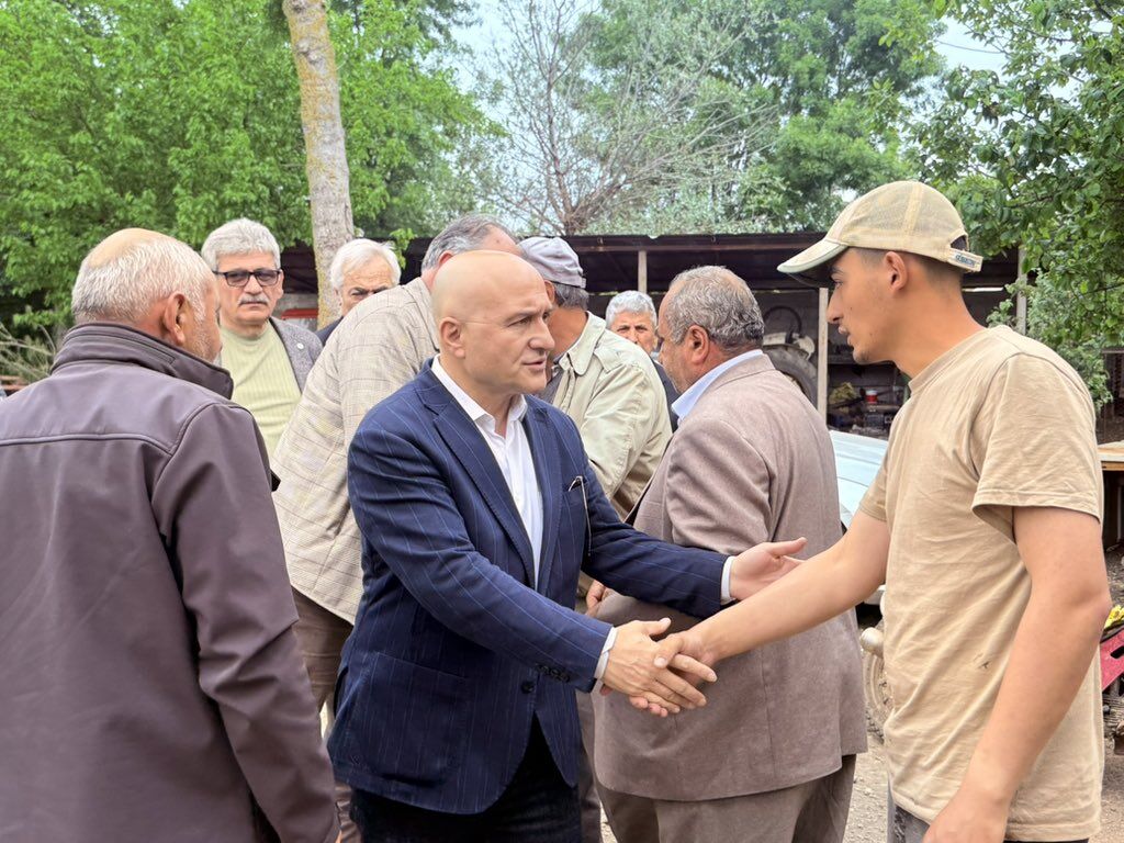 samsun haber: Erhan Usta’dan Samsunlu şehit Erkan Tütüncüler’in ailesine ziyaret