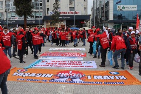 samsun haber: Samsun'da yağmur altında 1 Mayıs coşkusu! İşçiler taleplerini haykırdı 